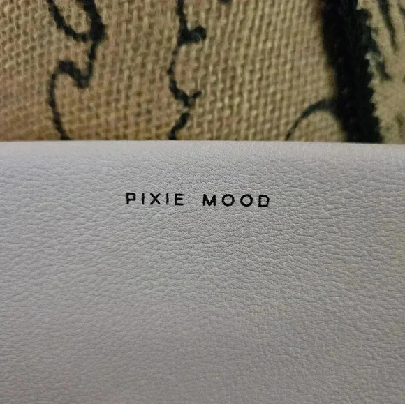 Pixie Mood Margaret Pink Cork Vegan Crossbody Classic  Bag - Picture 3 of 6